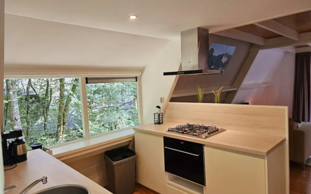 Lovely Private Chalet Near Durbuy