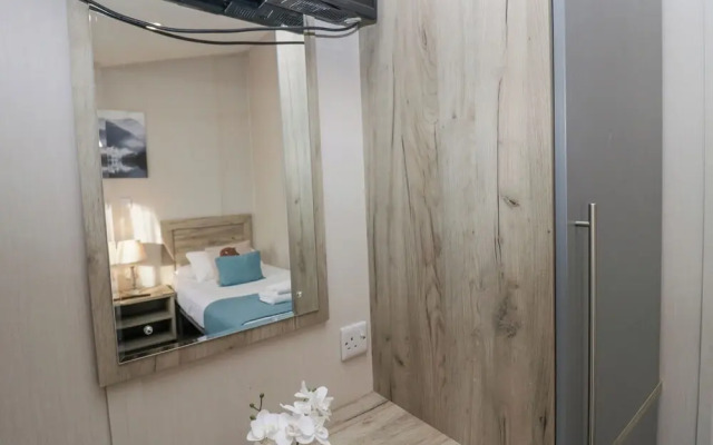 The Three Bears Lodge, Coniston Drive 11