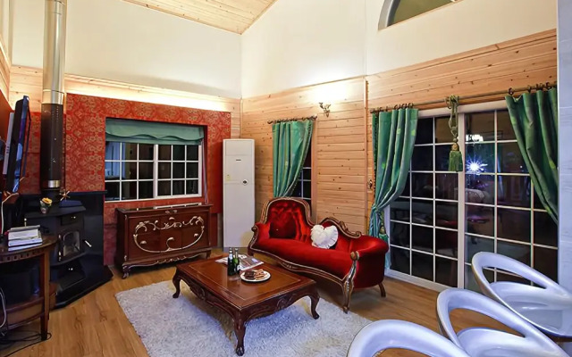 Yangpyeong Alice Spa Pension