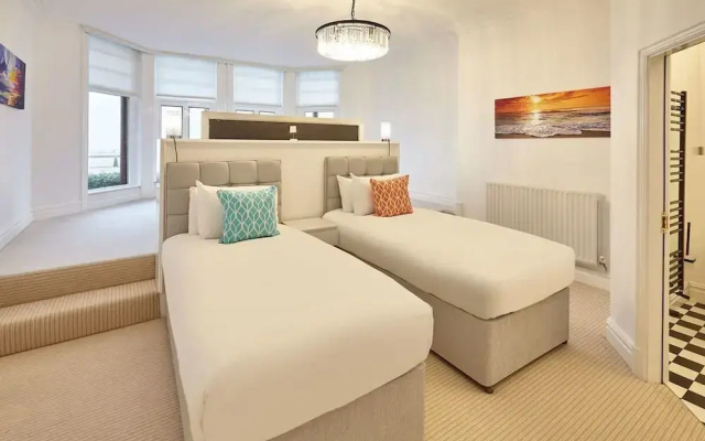 Host Stay Sea Forever Seafront Villa