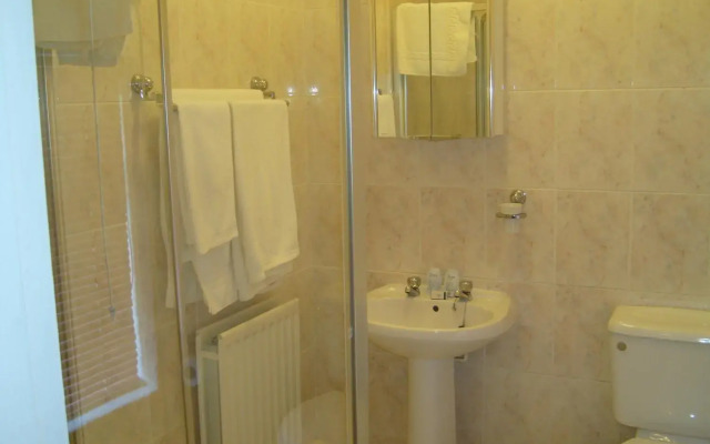 Holly Trees Hotel