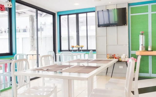 ZEN Rooms Dibuk Phuket Town