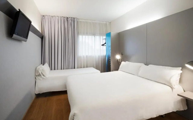 B&B Hotel Girona 2