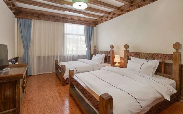 Floral Hotel Shangri-la Jiacuo Bieyuan