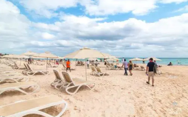 Aldea Thai - Oceanfront PH w/ Rooftop & Private Pool