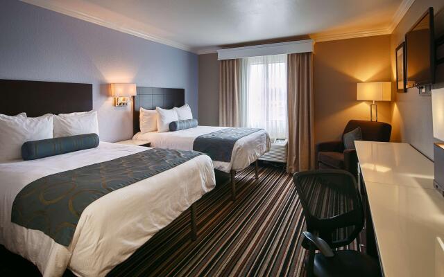Best Western Plus Diamond Valley Inn