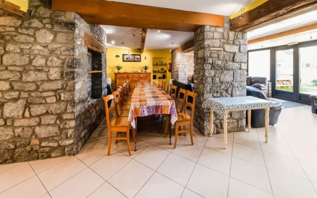 Modern Cottage in Rochefort with Private Garden