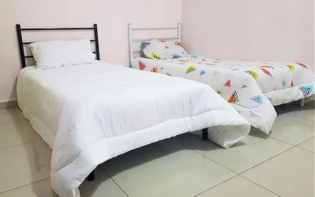 OYO 90250 Sutera Wangi 3bhk Apartment