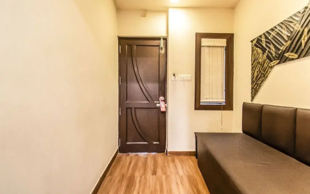 OYO 4324 Hotel Emerald Manor