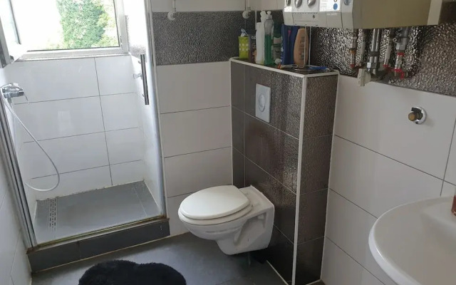 Charming Gelsenkirchen Apartment With Central Heating