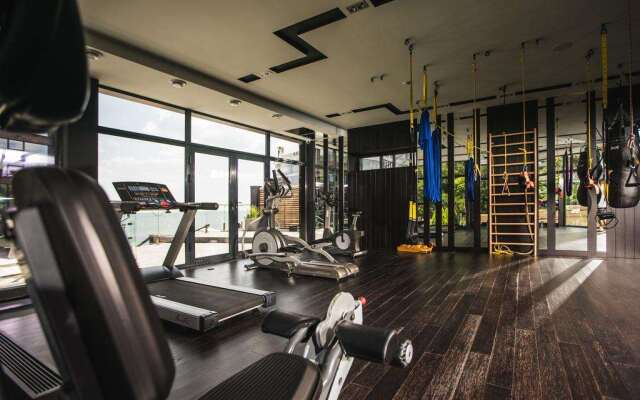 M1 Club Hotel