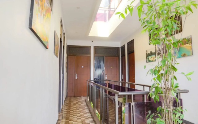 Front One Inn Malang