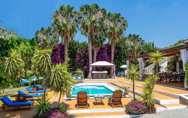 Hacienda Sol
