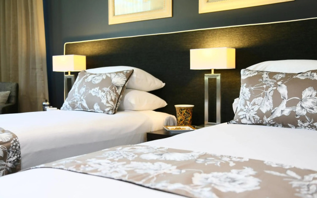 Springfield Lakes Boutique Hotel