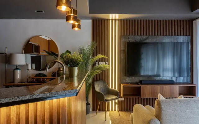Modern Luxury 1BR in Venice Mckinley