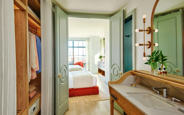 Virgin Hotels New Orleans