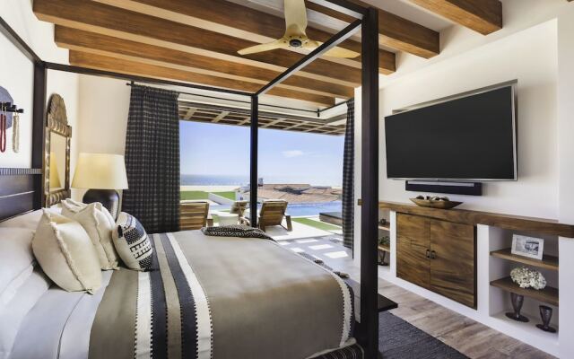 Norman Estate 18 - 3 BR Ocean Front