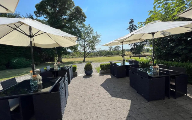 Liffey Valley House Hotel
