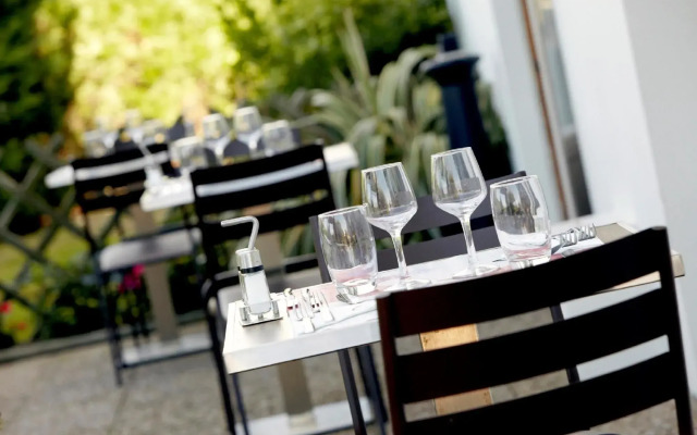 Campanile Versailles - Buc