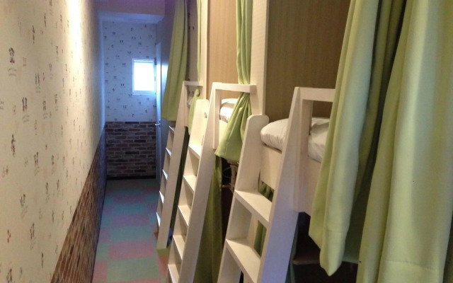 Fukuoka Guest House Little Asia Kokura - Hostel