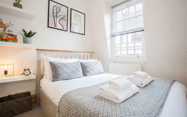Soho 2 Bedroom Flat By Oxford Circus