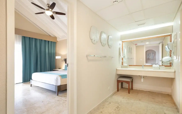 The Royal Sea Aquarium Resort
