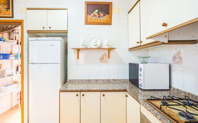 Delightful Holiday Home in Callosa d' Ensarria With Pool