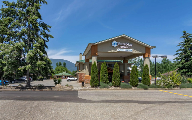 SureStay Plus Hotel By Best Western Salmon Arm