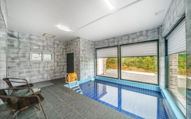 Hongcheon Lama Richa Pension