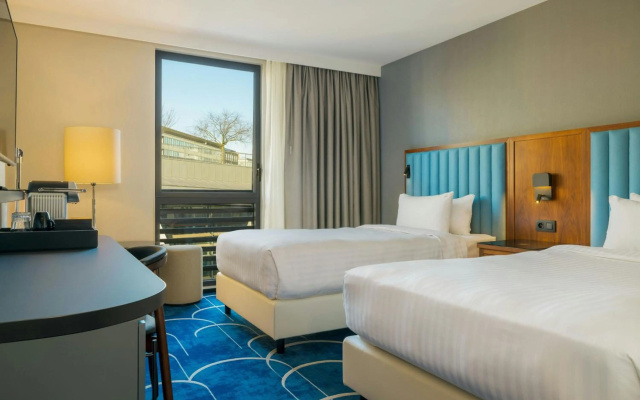 Courtyard by Marriott Paris Arcueil - Image 4