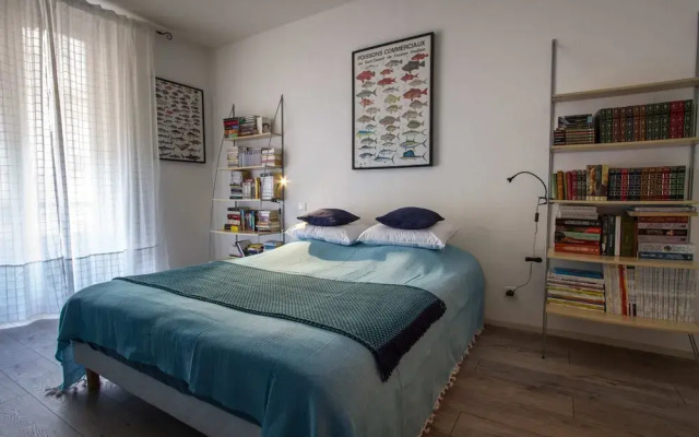 Spacious T3 of 150m2 - Place des Quinconces