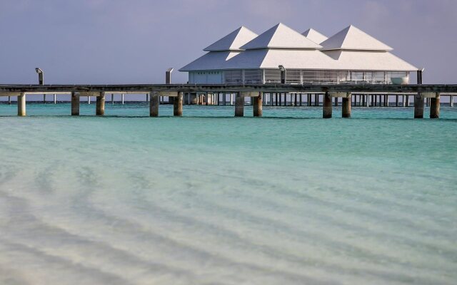 Diamonds Thudufushi Maldives Resort & Spa