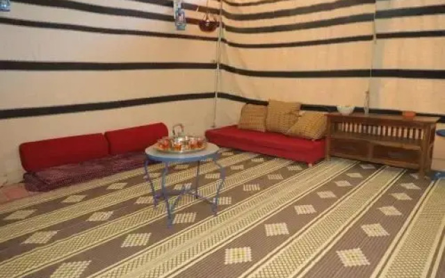 Tamar Ba'Midbar