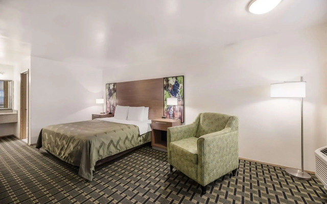 Quality Inn Near Fort Hunter Liggett