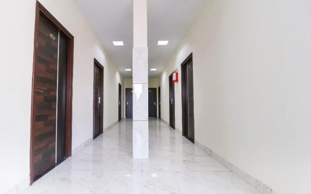 OYO 67595 Hotel Red Oak