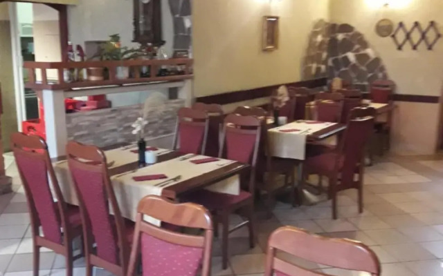 Hostel Piero