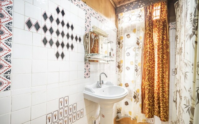 GuestHouser 1 BR Houseboat cefd