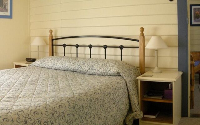 Colonial Cottages of Ross