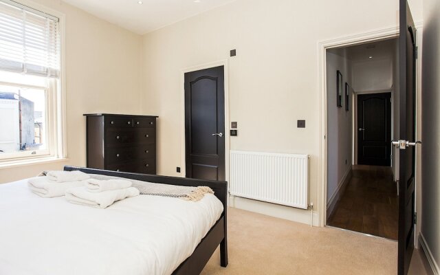 Newly Renovated 2 Bed in Wimbledon Village