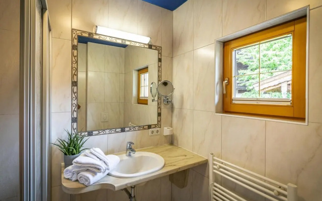 Chalet in Fugen Near Spieljochbahn