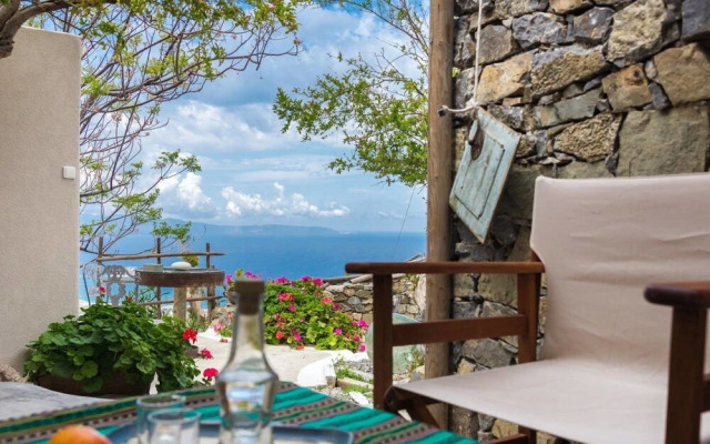 The Old Pomegranate House - Sea View - AC - Wifi - SAT TV