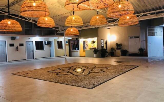 Hotel Caracoles Colima