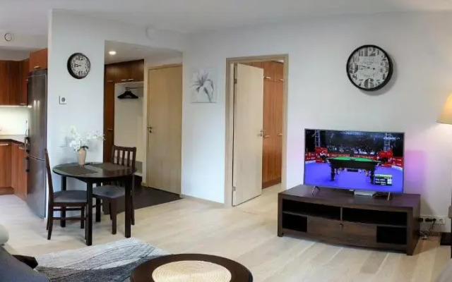 Royal Apartment C. R. Jakobsoni 7