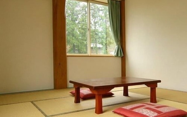 Nakasumi Ryokan