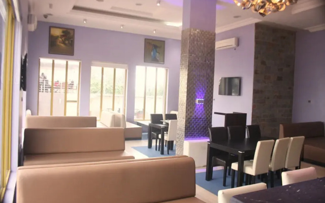 Mardezok Hotel