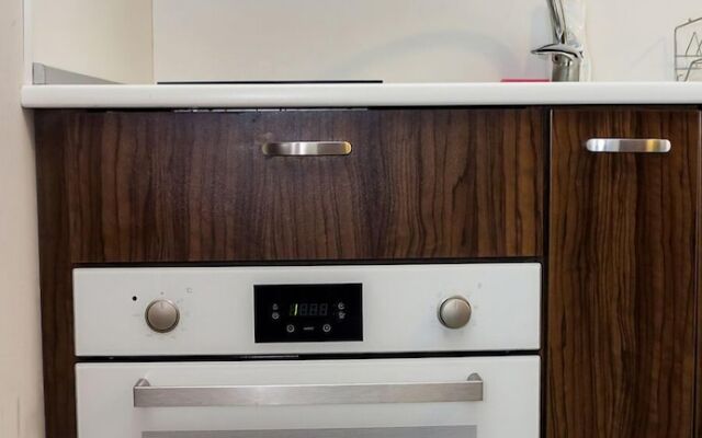 FM Deluxe 1-BDR Maisonette with Terrace