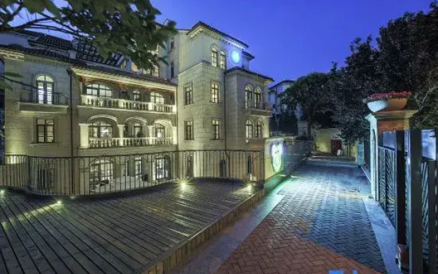 Sesame Cloud Valley Discovery Hotel(Dalian Jinshitan  Shop)