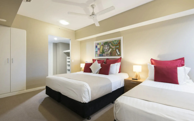 Darwin Executive Suites & FREE CAR