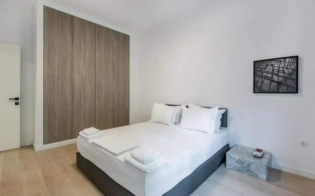 Downtown City Apartment