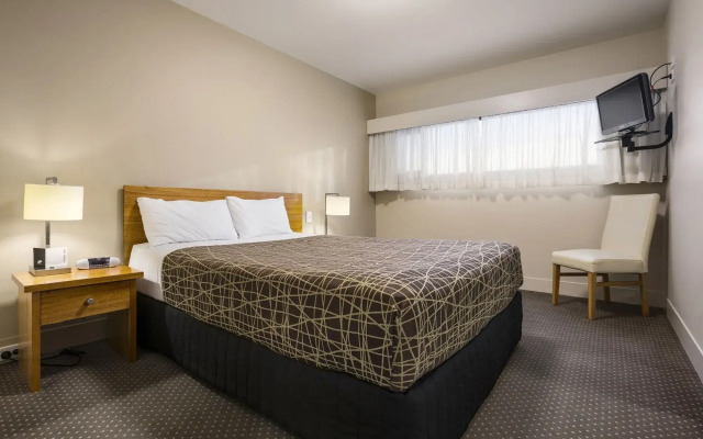 The Old Woolstore Apartment Hotel